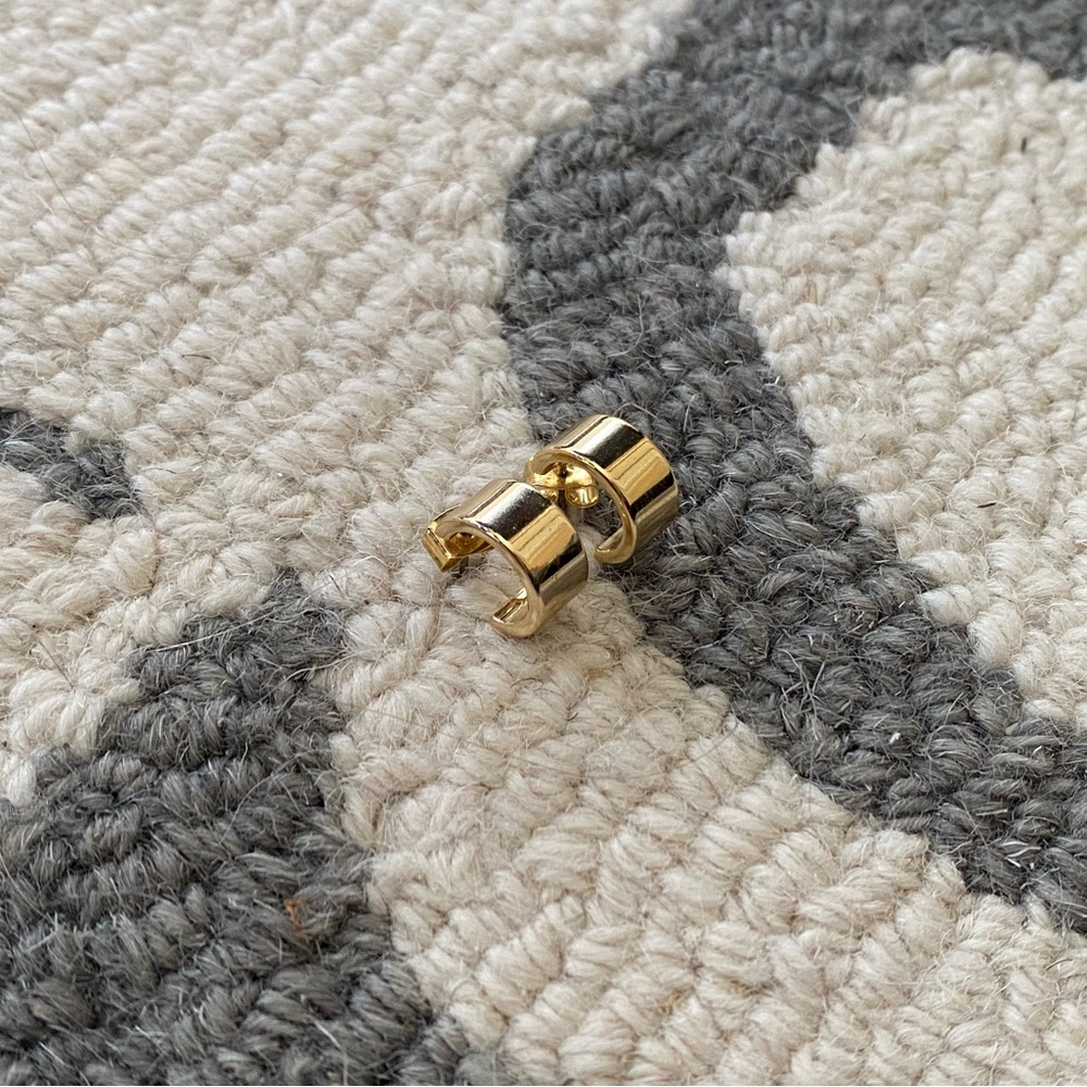 Chunky BOLD Huggie Style Stud Earring Yellow Gold Tone